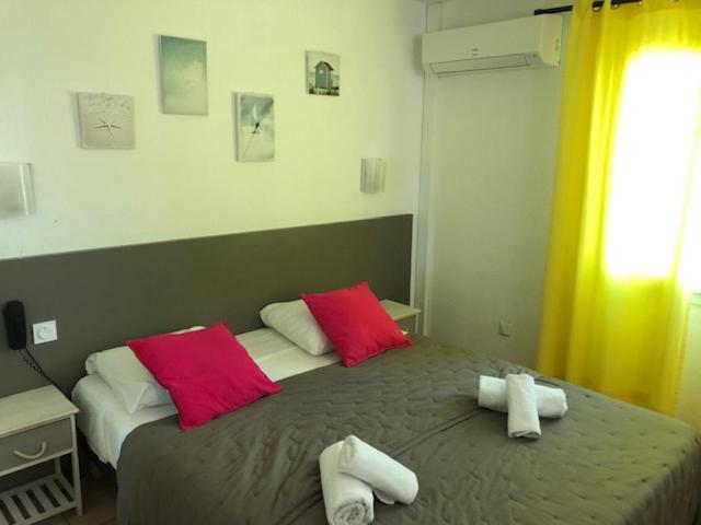 סן-מארי-דה-לה-מאר Hotel Le Bleu Marine מראה חיצוני תמונה