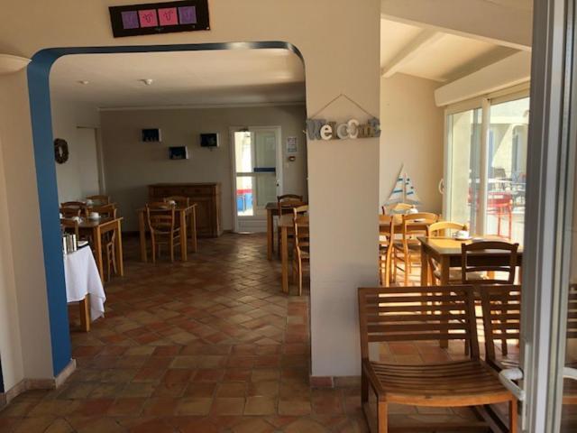 סן-מארי-דה-לה-מאר Hotel Le Bleu Marine מראה חיצוני תמונה
