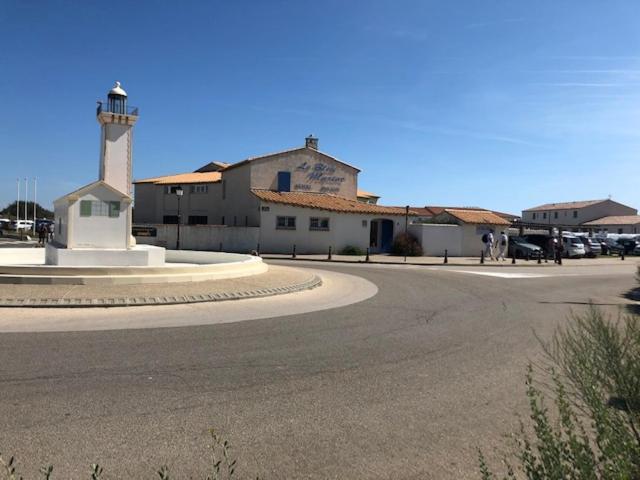 סן-מארי-דה-לה-מאר Hotel Le Bleu Marine מראה חיצוני תמונה